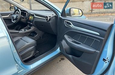 Внедорожник / Кроссовер MG ZS EV 2020 в Ровно