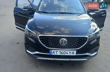 MG ZS  2020