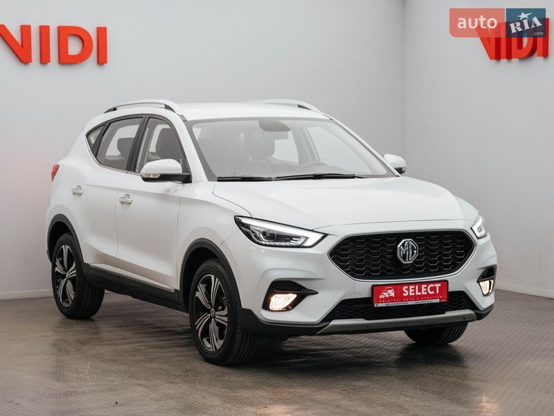 Позашляховик / Кросовер MG ZS