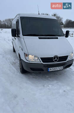 Характеристики Mercedes-Benz Sprinter Микроавтобус грузовой (до 3,5т)