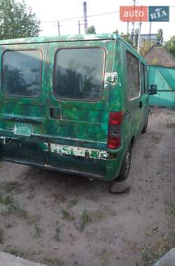 Характеристики Peugeot Boxer Мікроавтобус