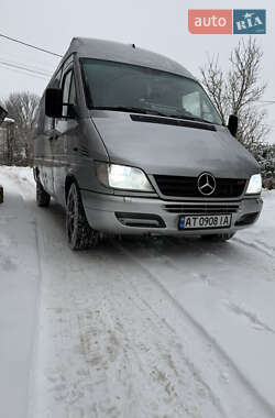 Цены Mercedes-Benz Микроавтобус в Долине