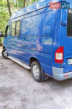 Характеристики Mercedes-Benz Sprinter Мікроавтобус