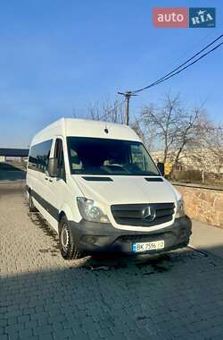Характеристики Mercedes-Benz Sprinter Микроавтобус