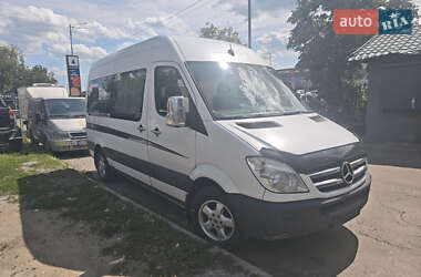 Характеристики Mercedes-Benz Sprinter Микроавтобус
