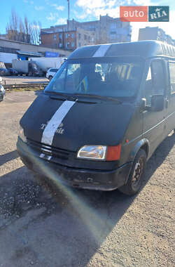 Характеристики Ford Transit Мікроавтобус