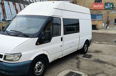 Характеристики Ford Transit Мікроавтобус