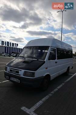 Цены Iveco TurboDaily Микроавтобус