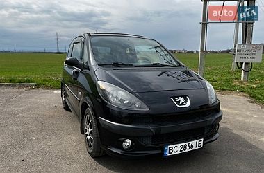 Характеристики Peugeot 1007 Мікровен