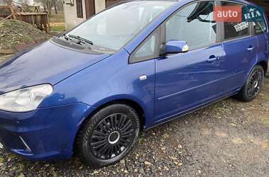 Характеристики Ford C-Max Мікровен