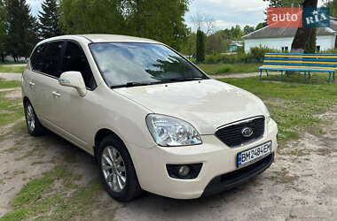 Характеристики Kia Carens Мікровен