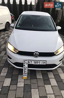 Характеристики Volkswagen Golf Sportsvan Мікровен