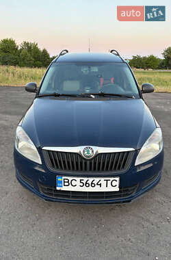 Характеристики Skoda Roomster Микровэн