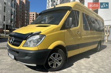 Характеристики Mercedes-Benz Sprinter Мікровен