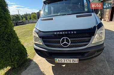 Характеристики Mercedes-Benz Sprinter Мікровен