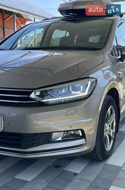 Характеристики Volkswagen Touran Микровэн
