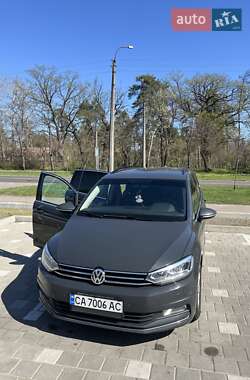Характеристики Volkswagen Touran Микровэн