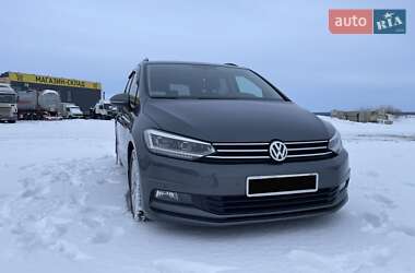 Характеристики Volkswagen Touran Микровэн
