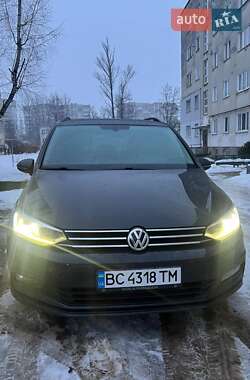 Характеристики Volkswagen Touran Микровэн