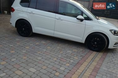 Характеристики Volkswagen Touran Микровэн