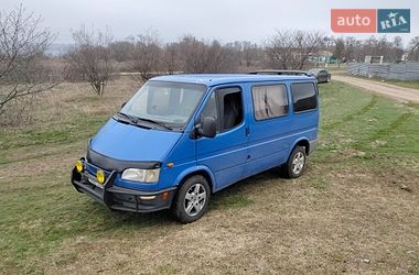 Характеристики Ford Transit Микровэн