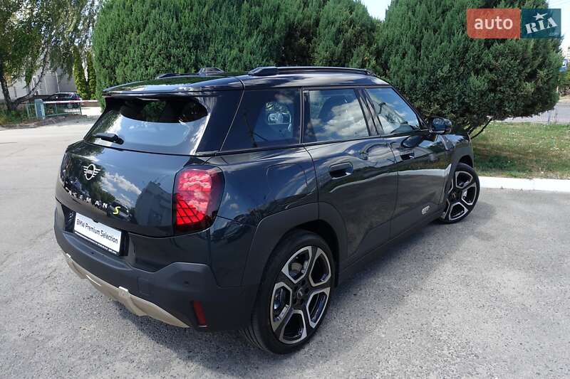Позашляховик / Кросовер MINI Aceman 2024 в Дніпрі