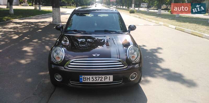 Купе MINI Clubman