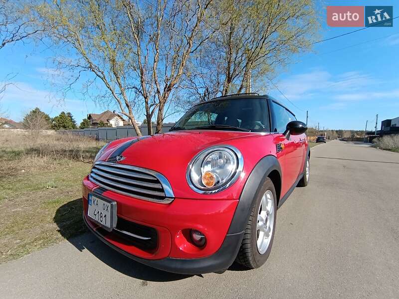 MINI Clubman