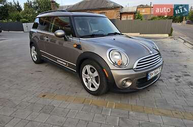 MINI Clubman 2011