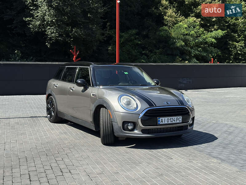 MINI Clubman