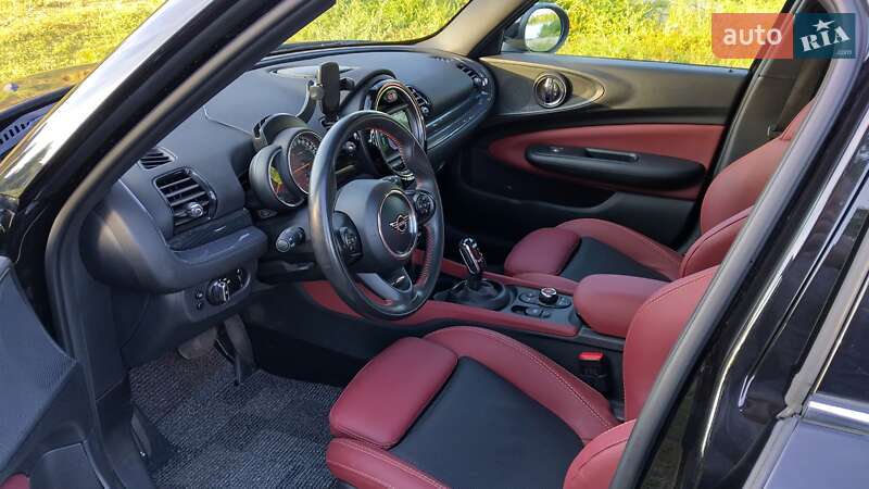 Универсал MINI Clubman