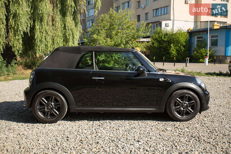 MINI Convertible 2011