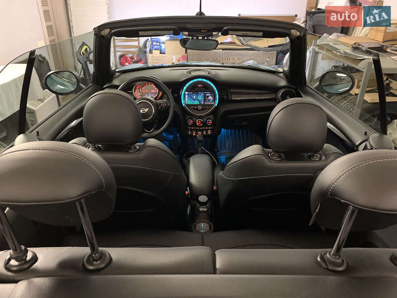 Кабріолет MINI Convertible 2017 в Києві