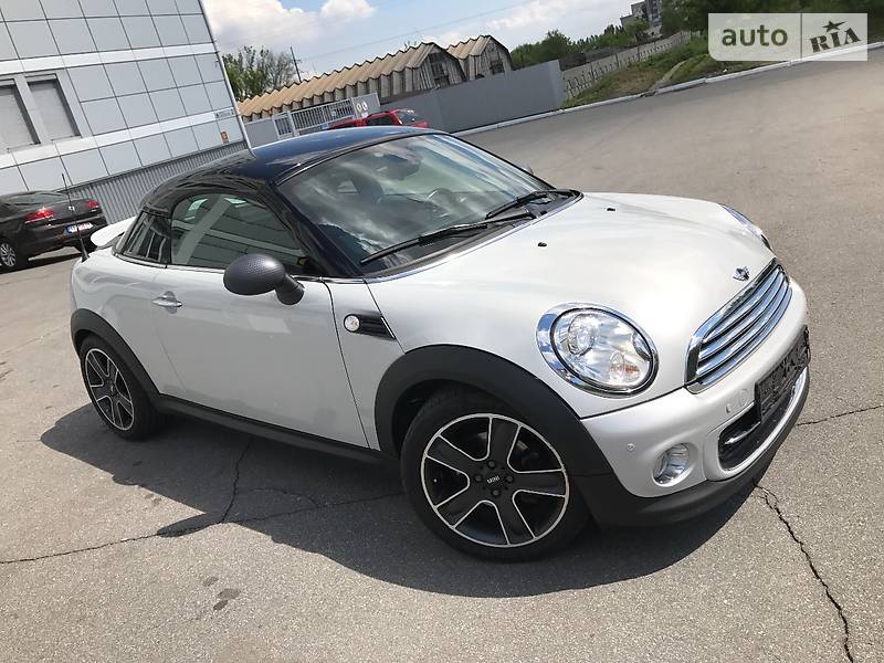 Mini Cooper S 2011 года