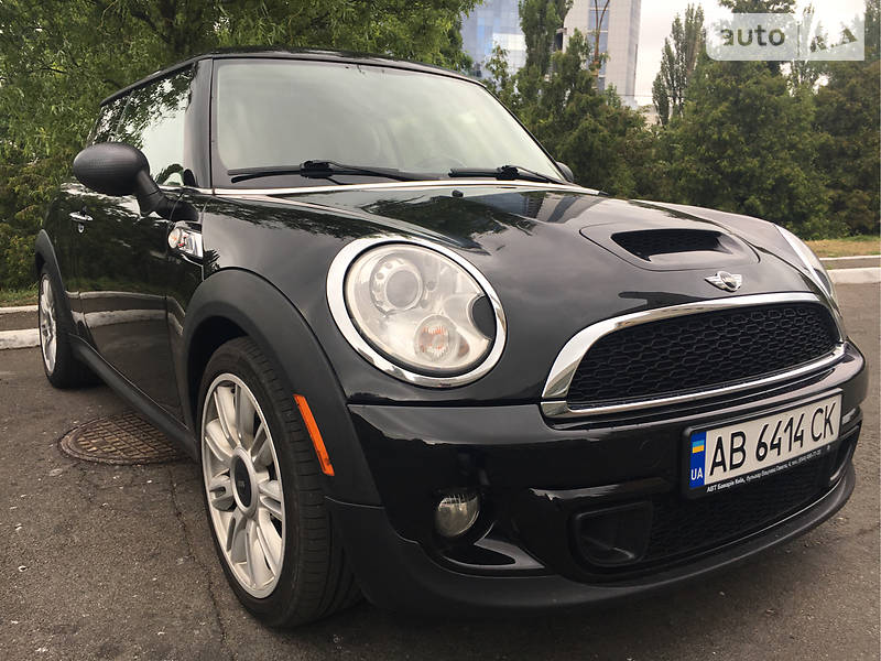 Mini Cooper S 2012 года