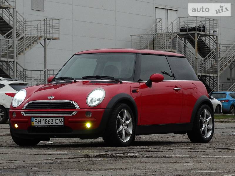 Mini Cooper 2004 года
