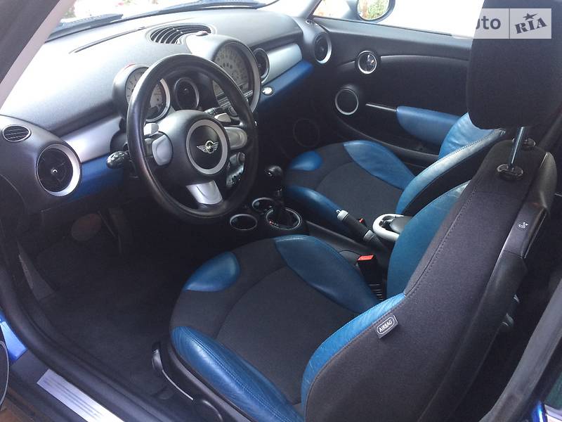 Mini Cooper 2007 года