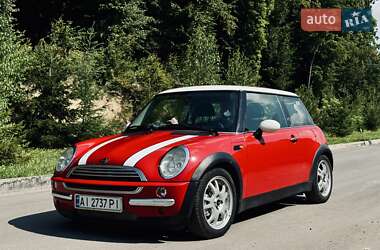 MINI Cooper  2004