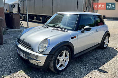 MINI Cooper  2004