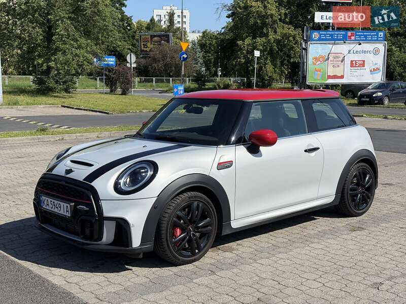 Хэтчбек MINI Cooper 2021 в Киеве