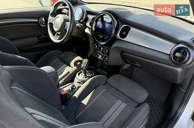 Хэтчбек MINI Cooper 2021 в Киеве