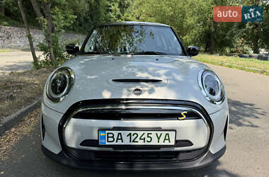 Хэтчбек MINI Cooper 2022 в Киеве