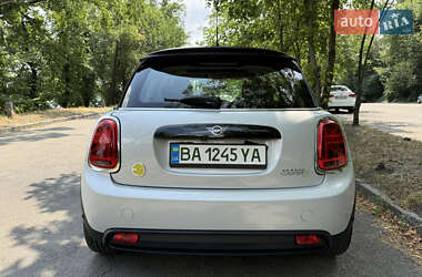 Хэтчбек MINI Cooper 2022 в Киеве