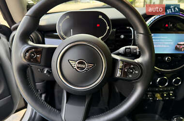 Хэтчбек MINI Cooper 2022 в Киеве
