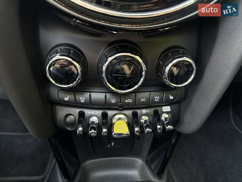 Хэтчбек MINI Cooper 2022 в Киеве