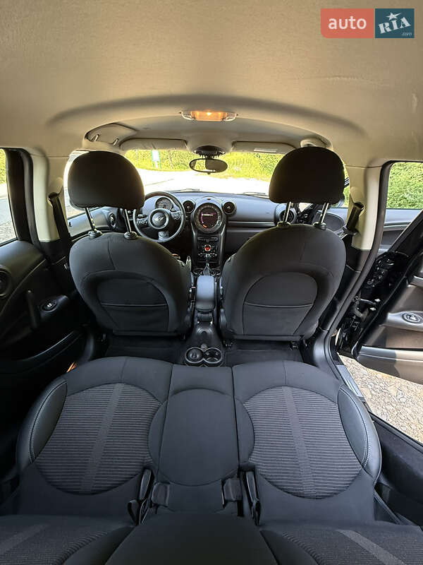Хэтчбек MINI Cooper 2016 в Черновцах