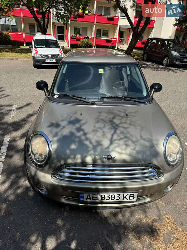 Хэтчбек MINI Cooper 2009 в Запорожье