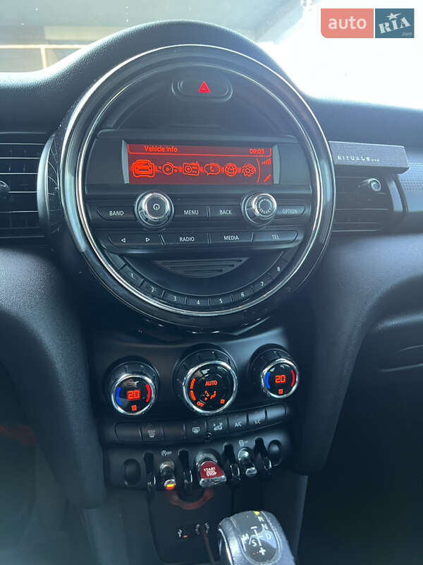 Хэтчбек MINI Cooper 2015 в Киеве фото 6 Хэтчбек MINI Cooper 2015 в Киеве