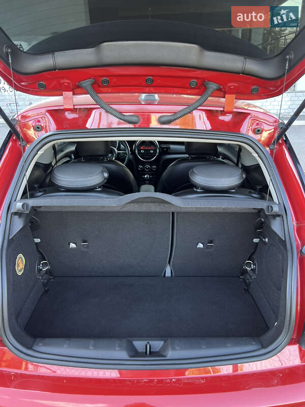 Хэтчбек MINI Cooper 2015 в Киеве фото 10 Хэтчбек MINI Cooper 2015 в Киеве