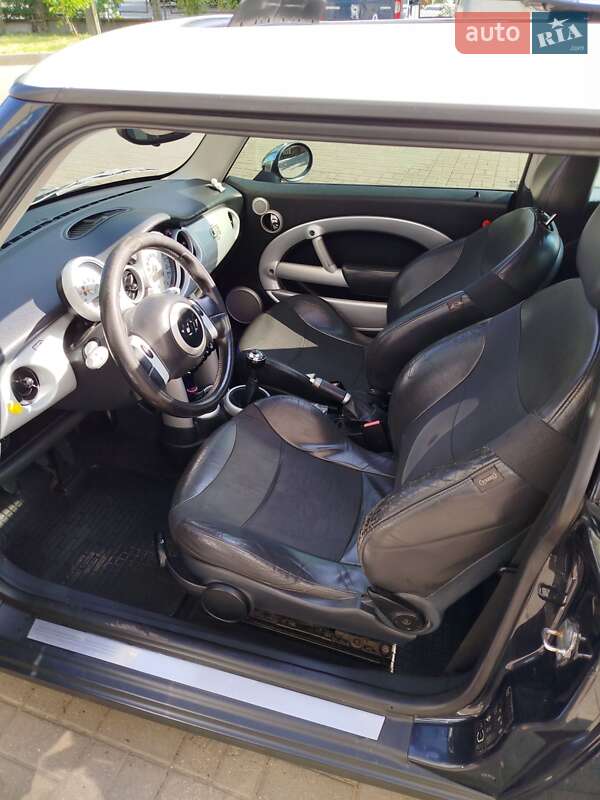 Хетчбек MINI Cooper 2004 в Львові